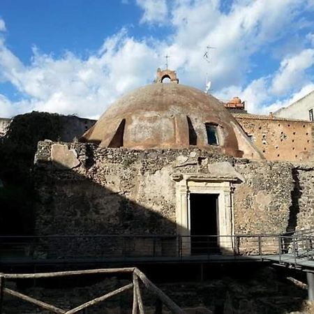 Holiday Home Presso Terme Della Rotonda Catania Ngoại thất bức ảnh